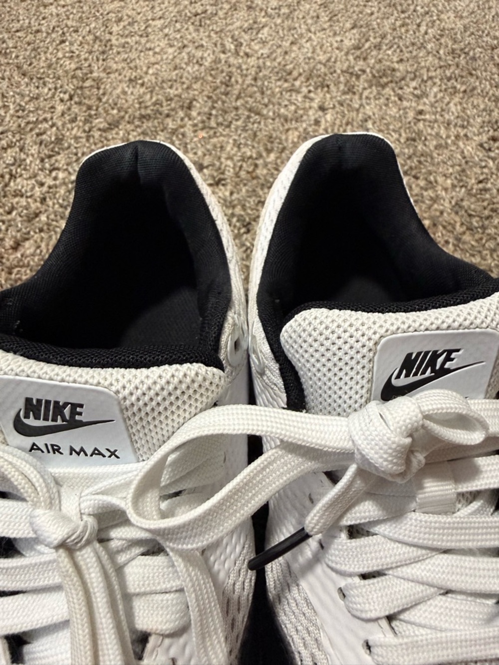 Nike Men’s White and Black Air Max Sneakers - Picture 6 of 8